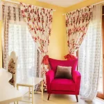 Zuemruet Boutique Çıralı