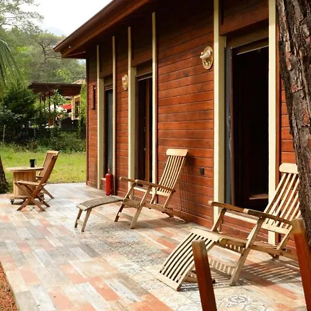 Zuemruet Boutique ホテル Çıralı