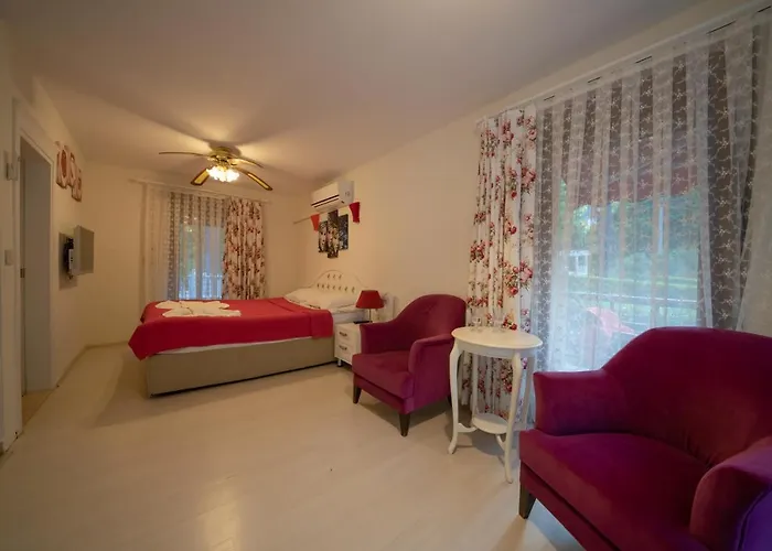 Hotel Zuemruet Boutique *