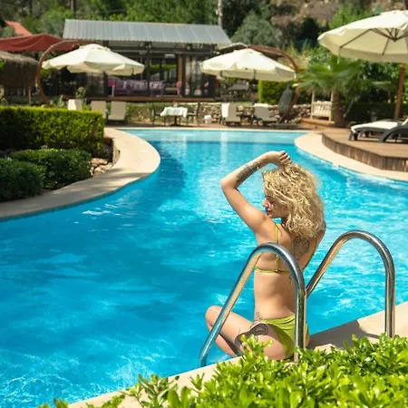 Hotel Zümrüt Boutique Çıralı